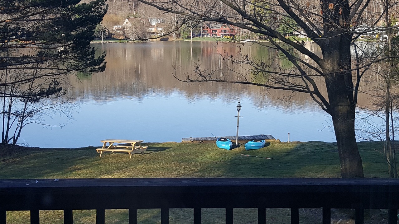 Photo of Others in Treasure Lake