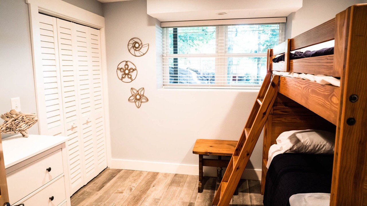 Photo of Bedroom in Treasure Lake