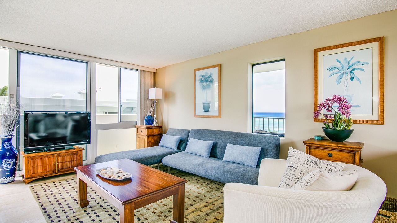 Photo of Livingroom in Diamond Head - Kapahulu - St. Louis