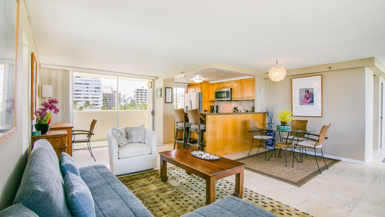 Photo of Livingroom in Diamond Head - Kapahulu - St. Louis