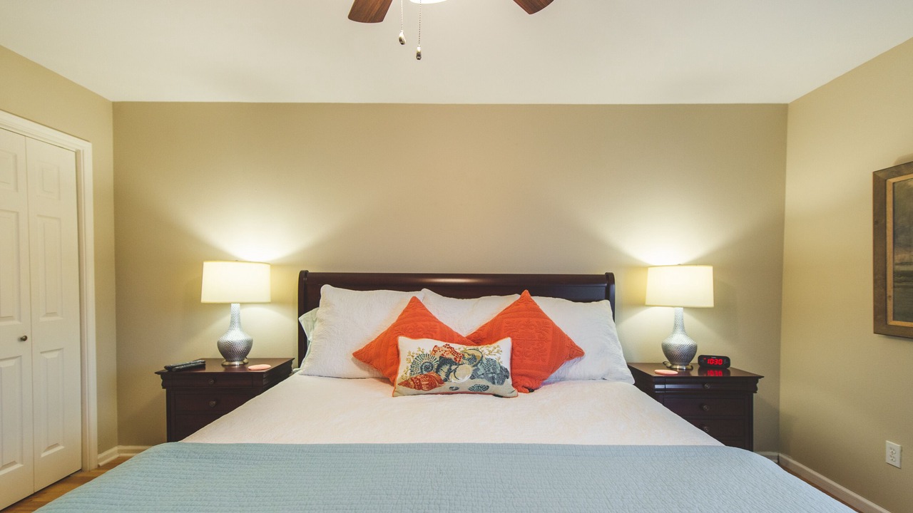 Photo of Bedroom in Leeward Sands