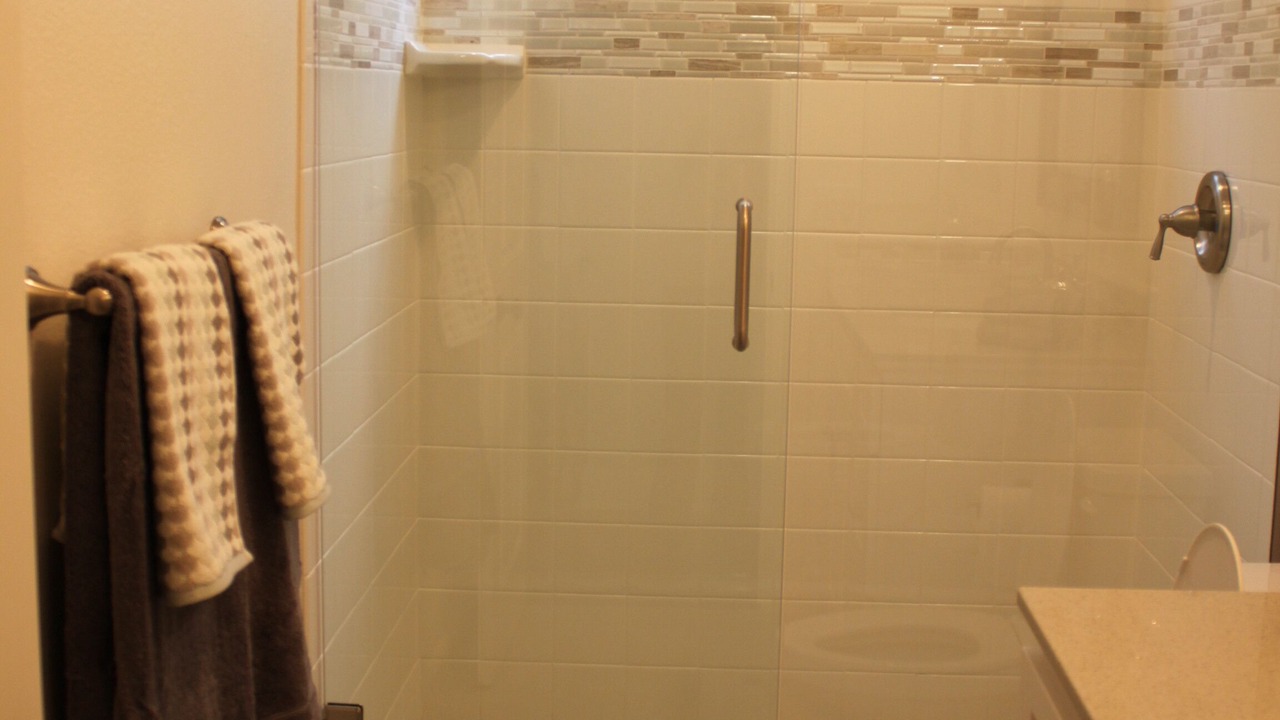 Photo of Bathroom in Spinnaker Hill