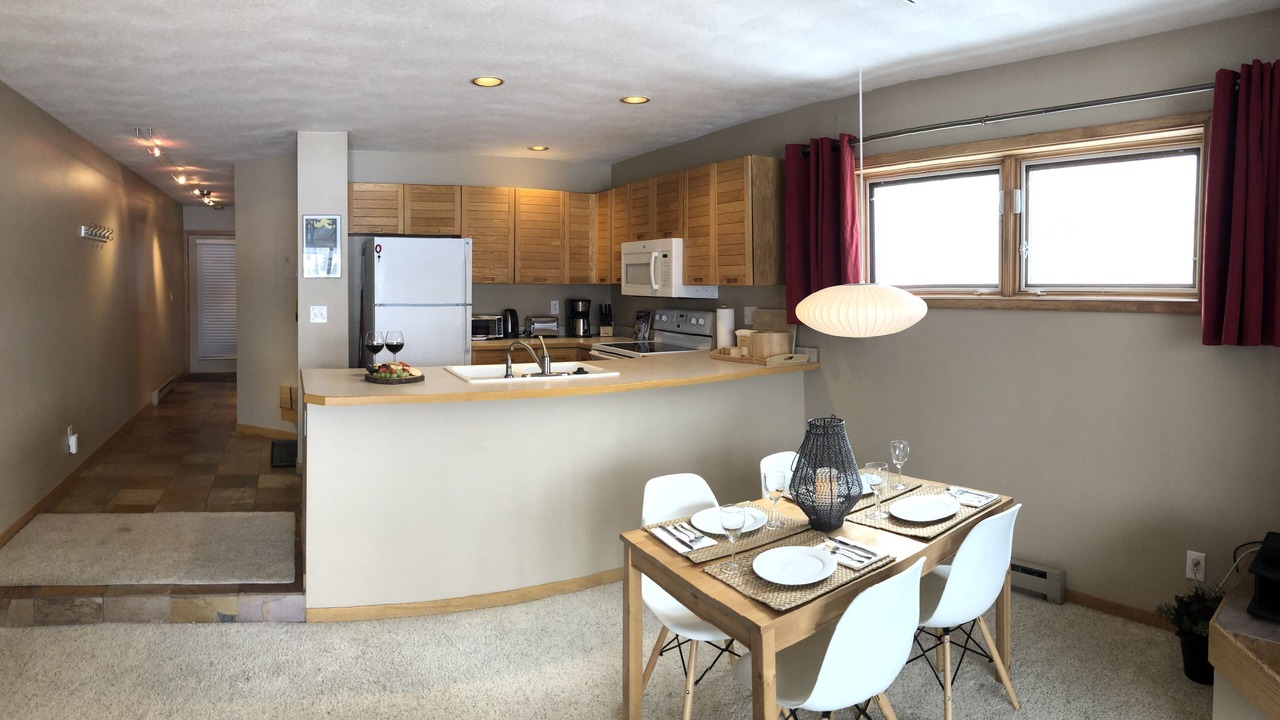 Photo of Others in Dillon