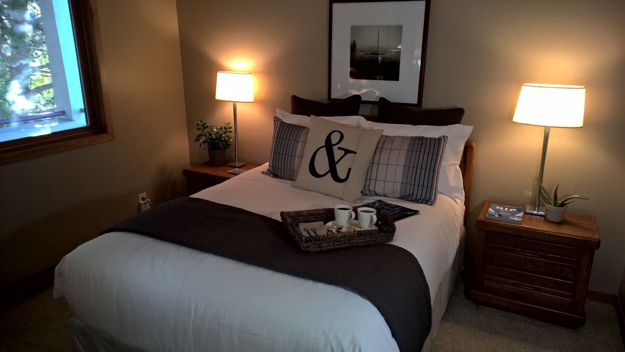 Photo of Others in Dillon