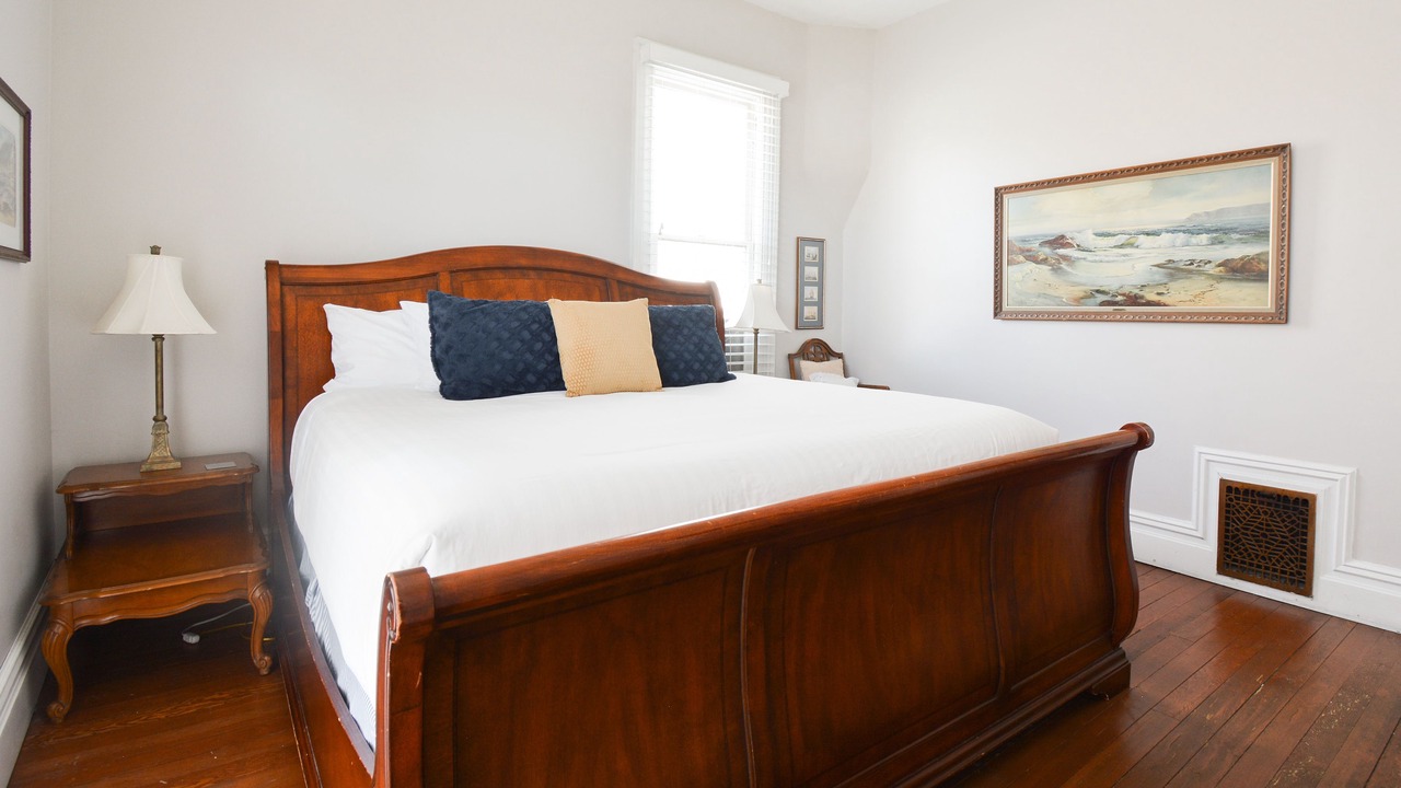 Photo of Bedroom in Downtown Salt Lake City