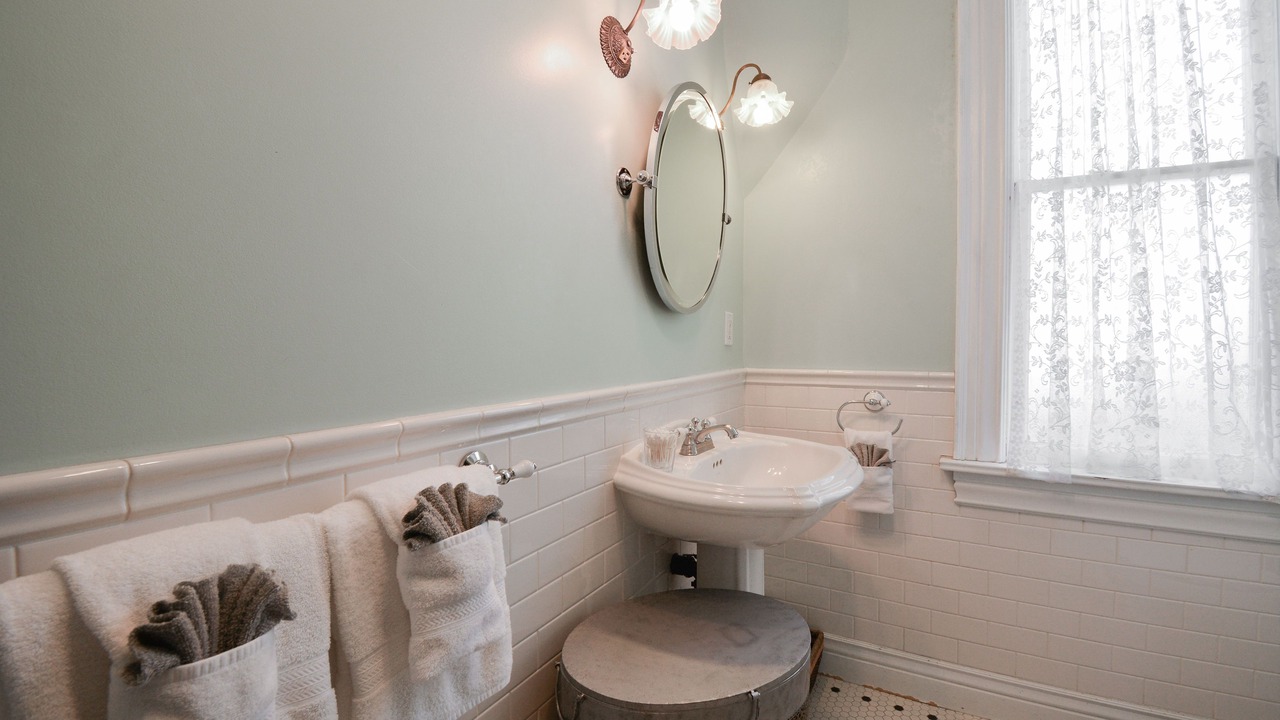 Photo of Bathroom in Downtown Salt Lake City