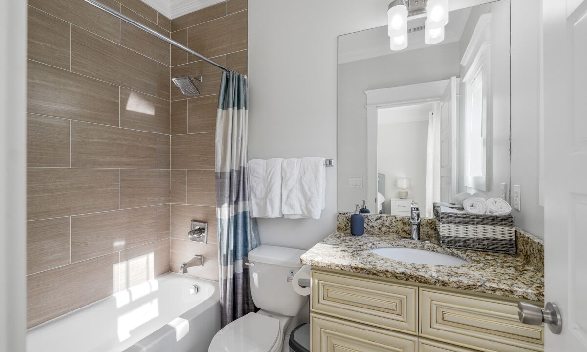 Photo of Bathroom in Edgehill