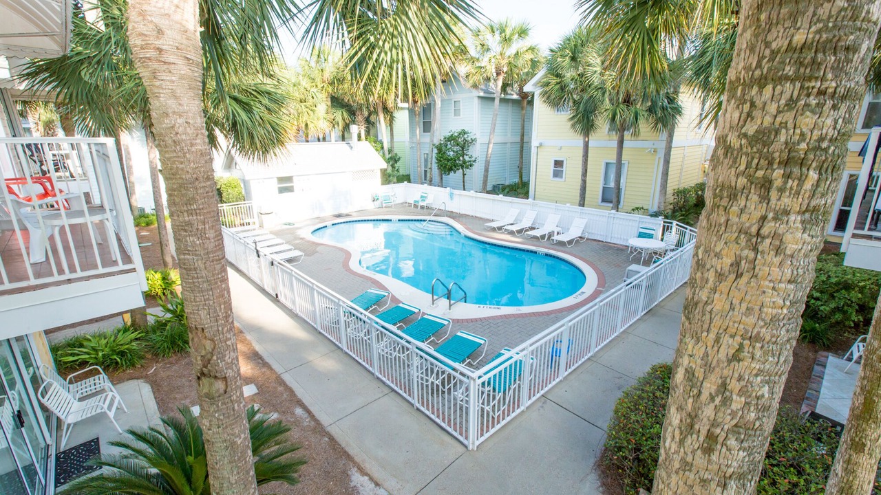 Photo of Patio Balcony in Crystal Beach