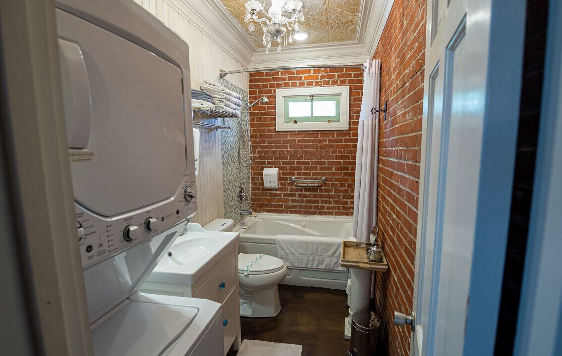 Photo of Bathroom in New Iberia
