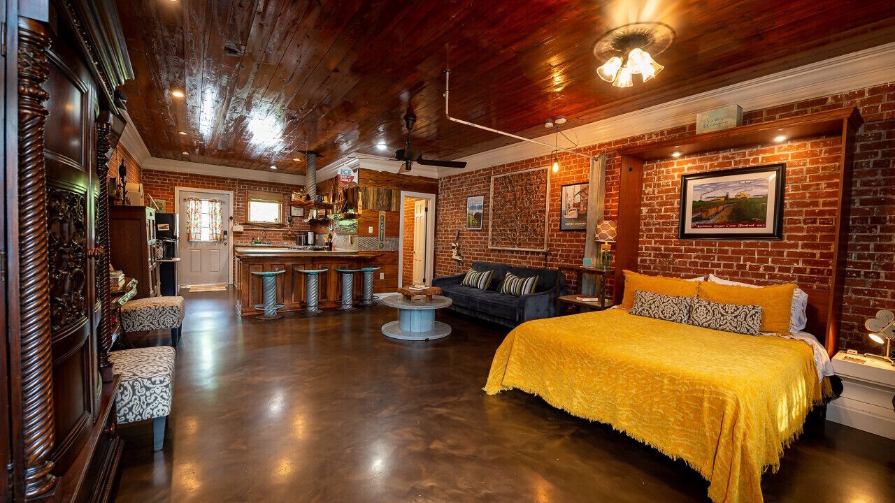 Photo of Bedroom in New Iberia