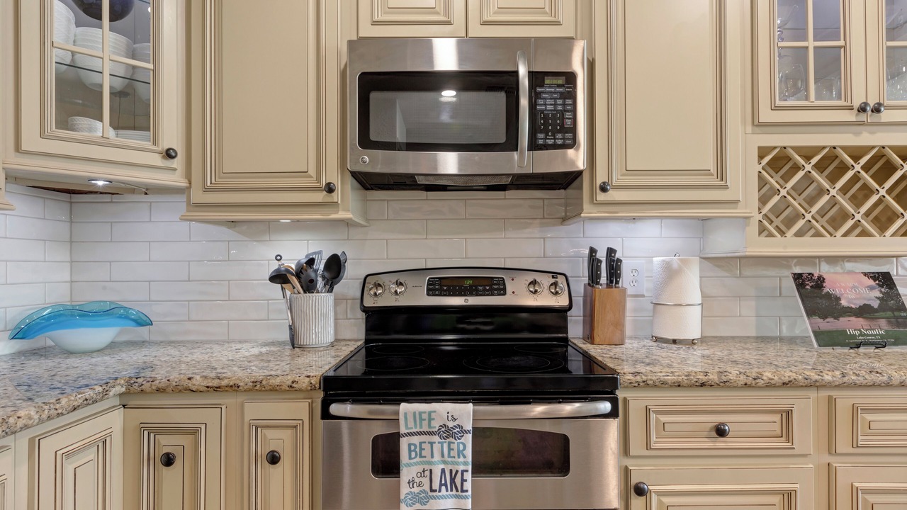 Photo of Kitchen in April Sound