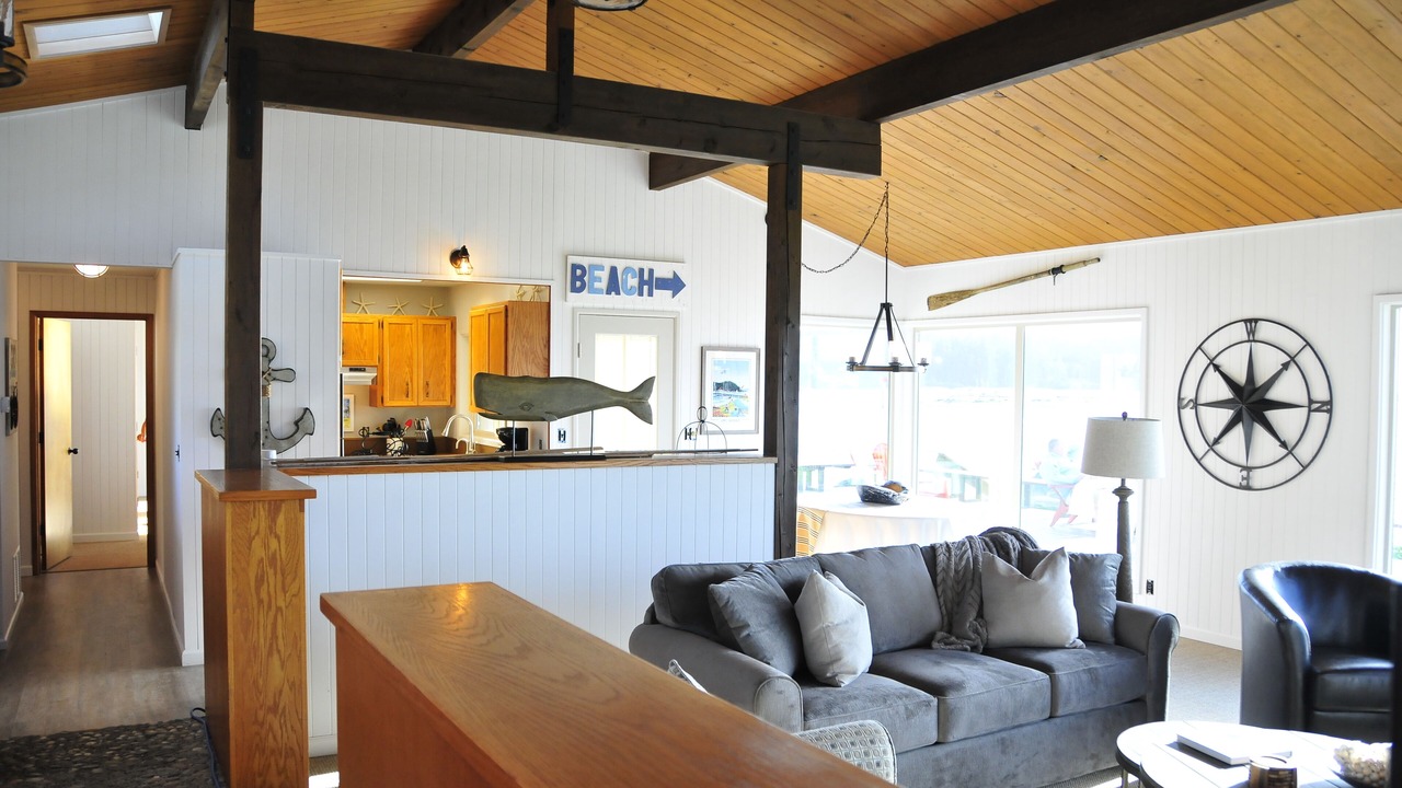 Photo of Bedroom in Lopez Island