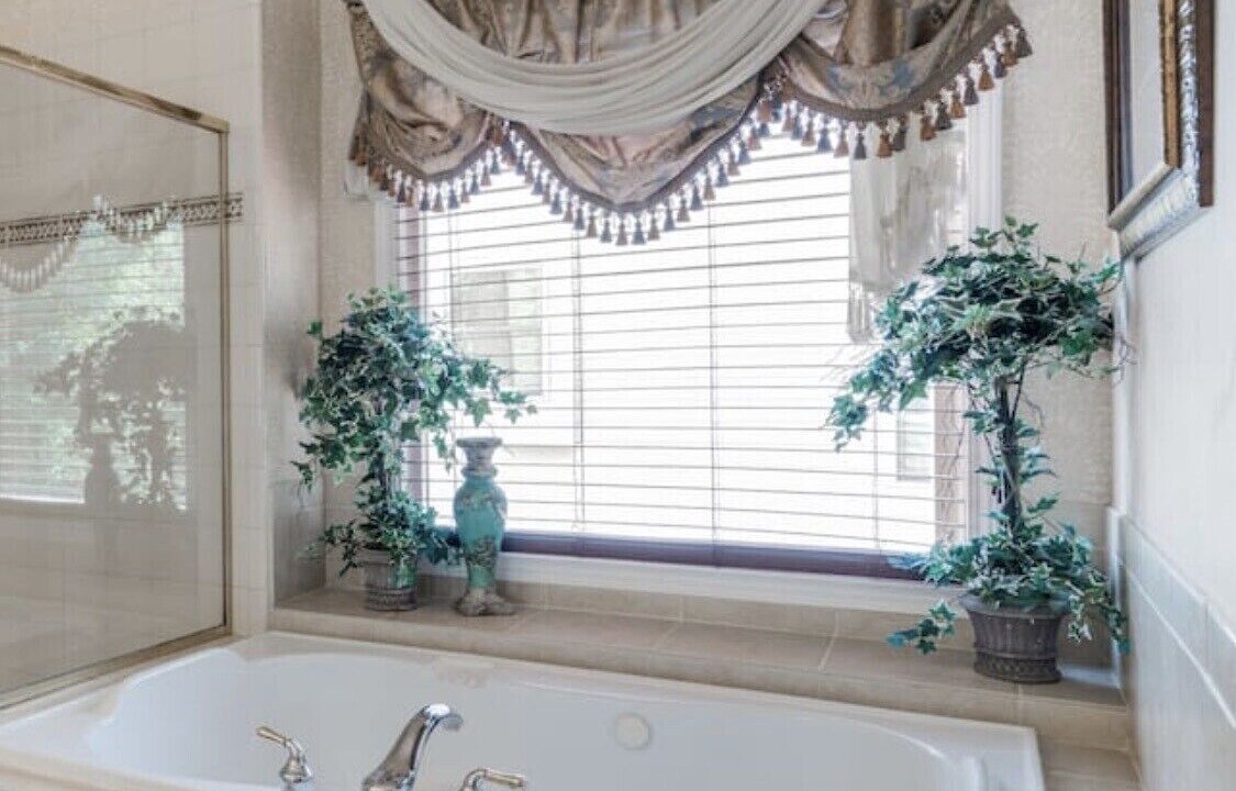 Photo of Bathroom in Cliftondale