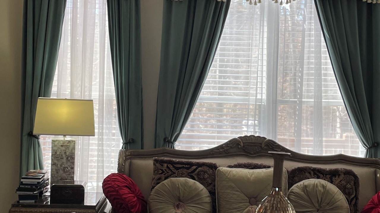 Photo of Livingroom in Cliftondale