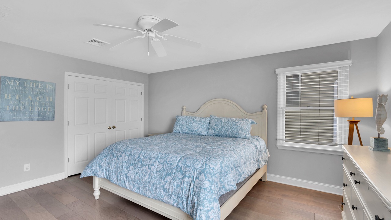Photo of Bedroom in Manasquan