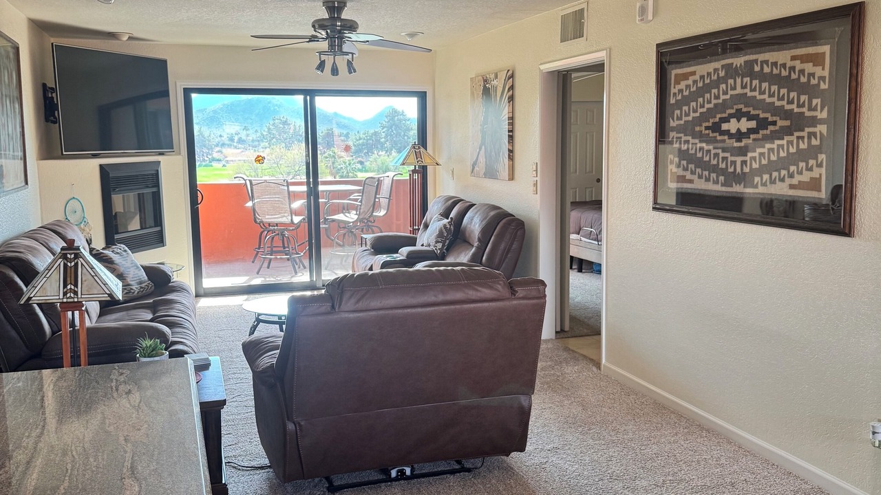 Photo of Livingroom in Paradise Valley Village