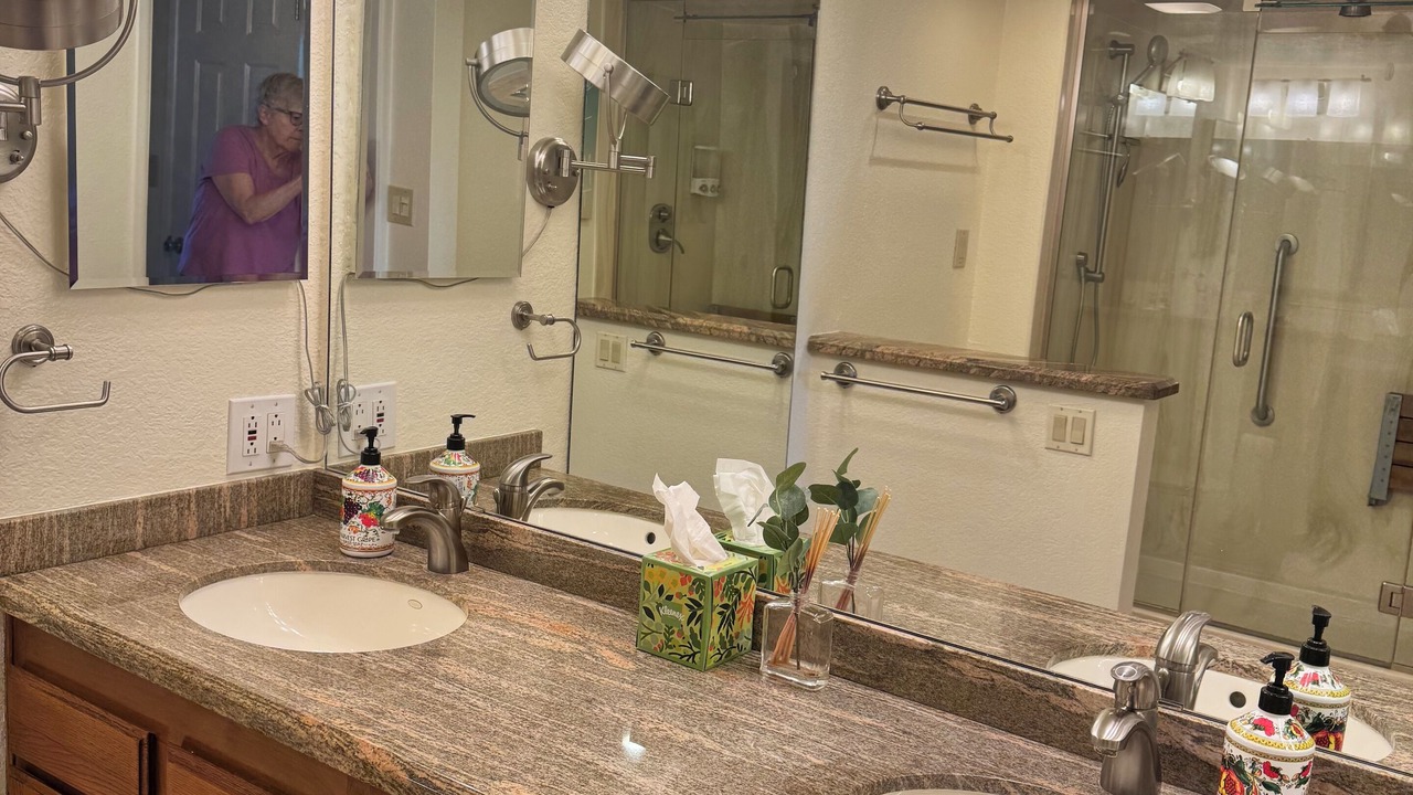 Photo of Bathroom in Paradise Valley Village