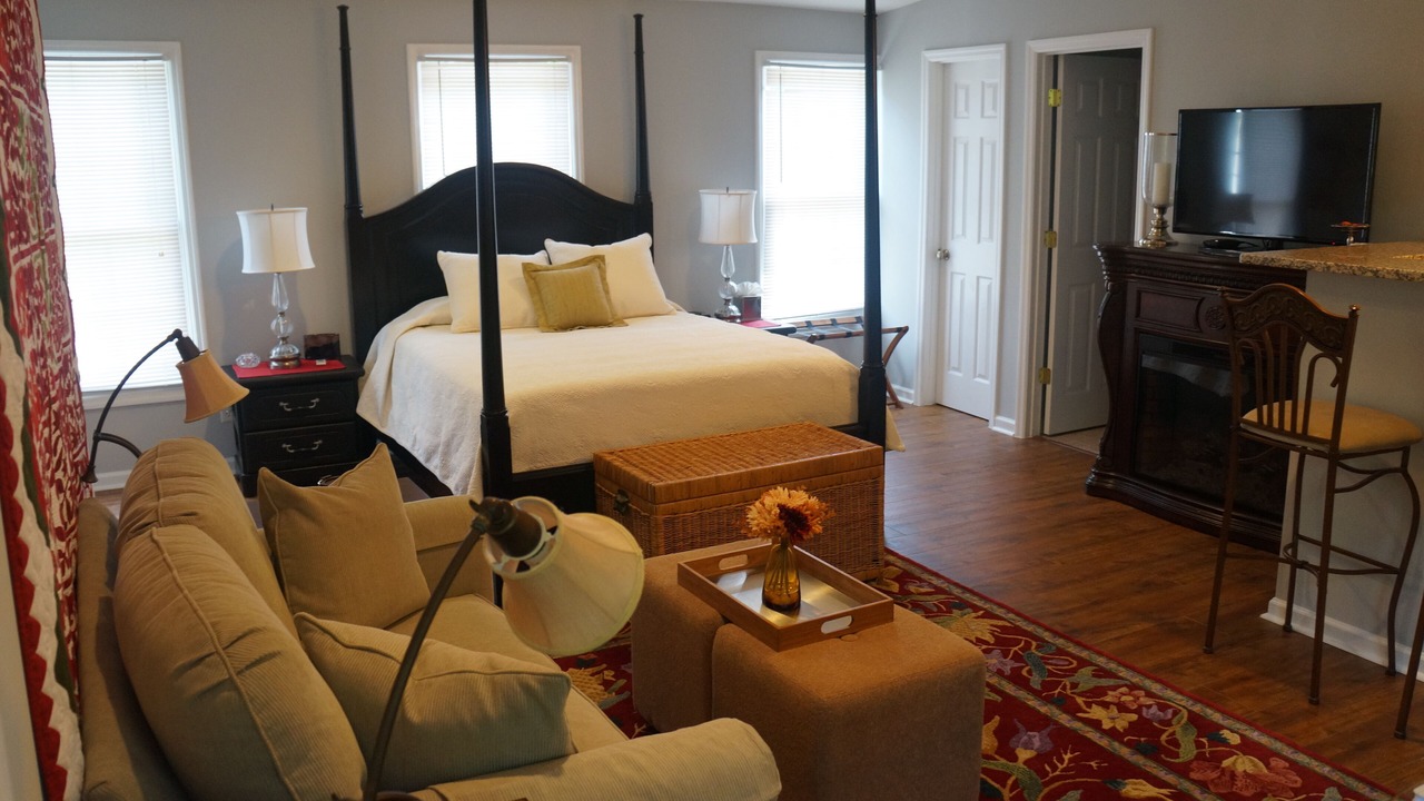 Photo of Bedroom in Beach Institute