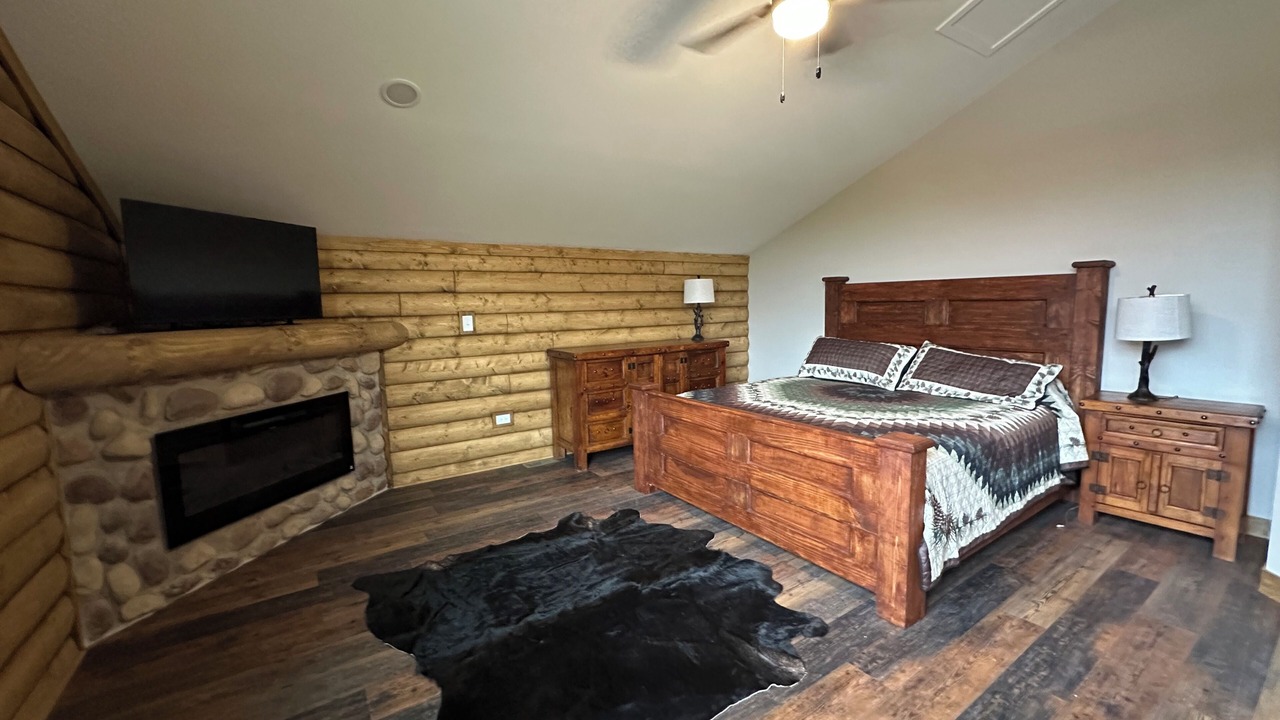 Photo of Bedroom in Utica