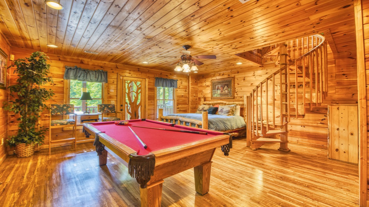 Photo of Bedroom in Wears Valley