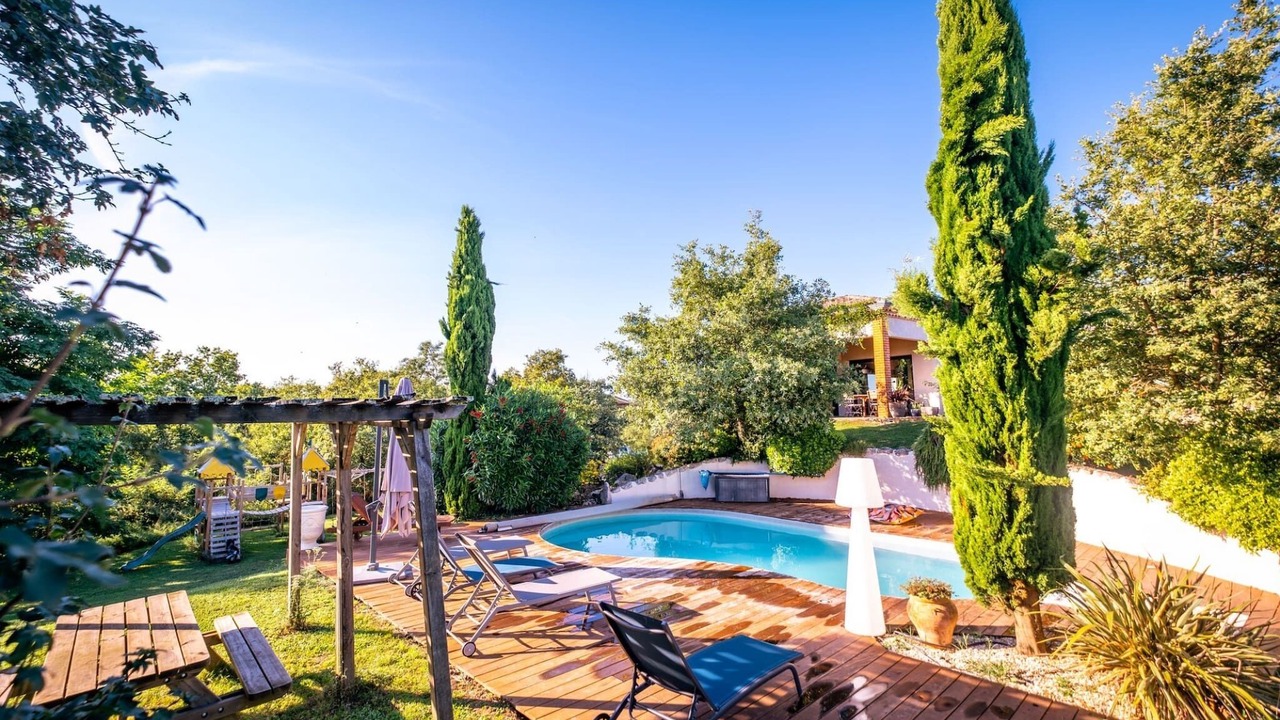 Photo of Outdoor in Castelnau-de-Montmiral