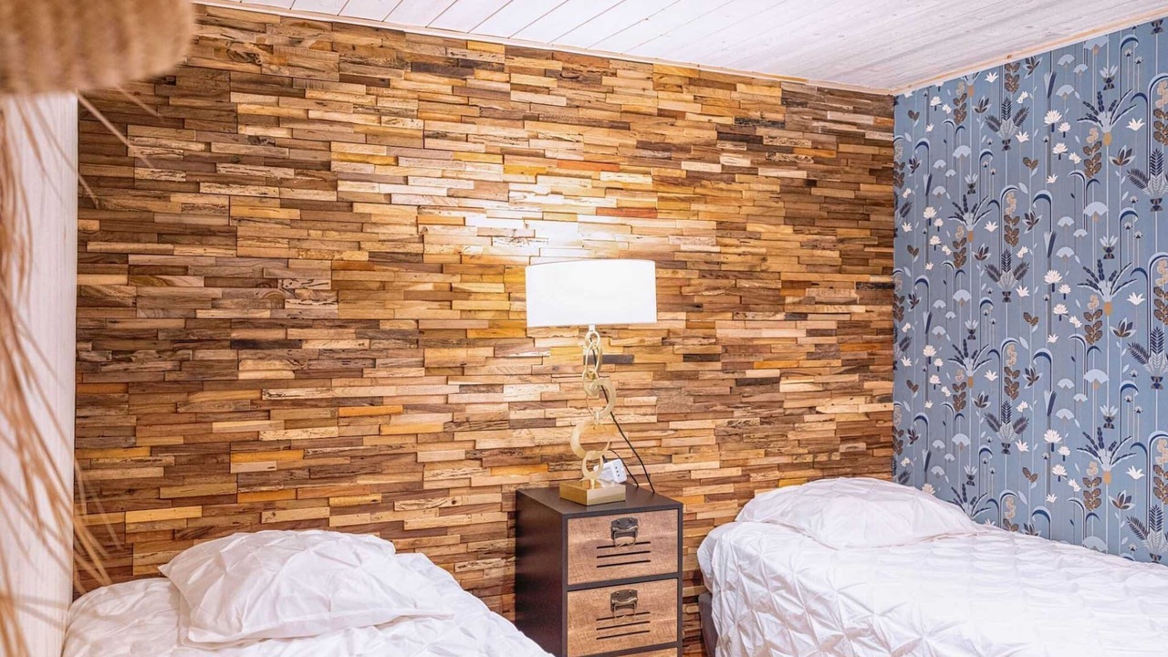 Photo of Bedroom in Castelnau-de-Montmiral