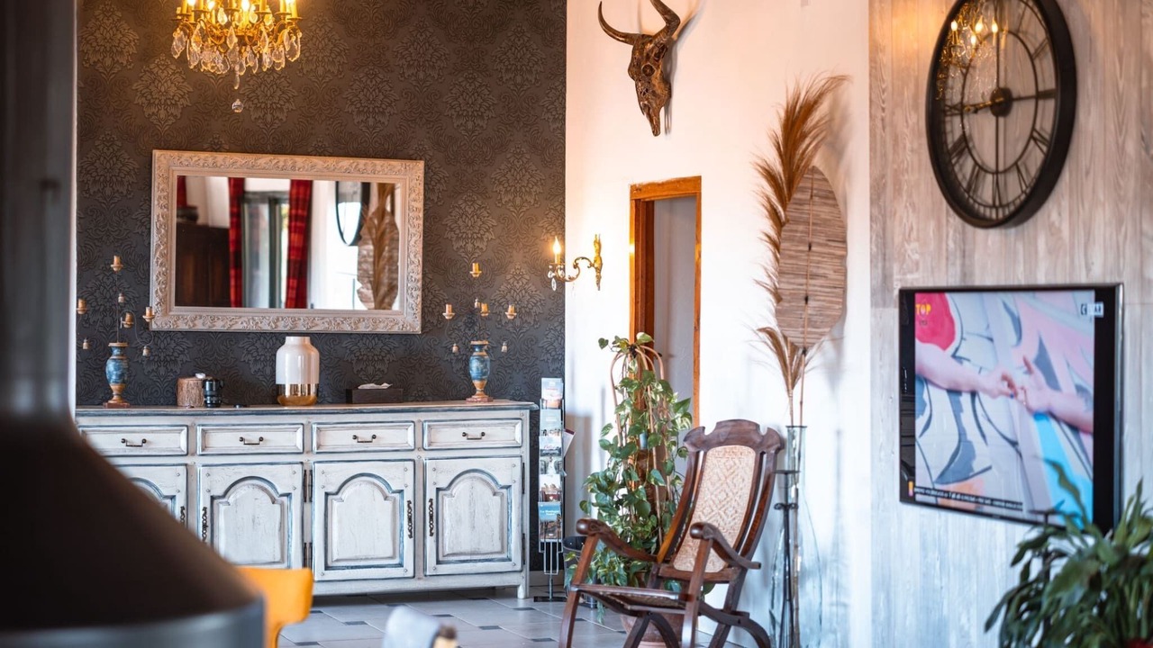 Photo of Livingroom in Castelnau-de-Montmiral