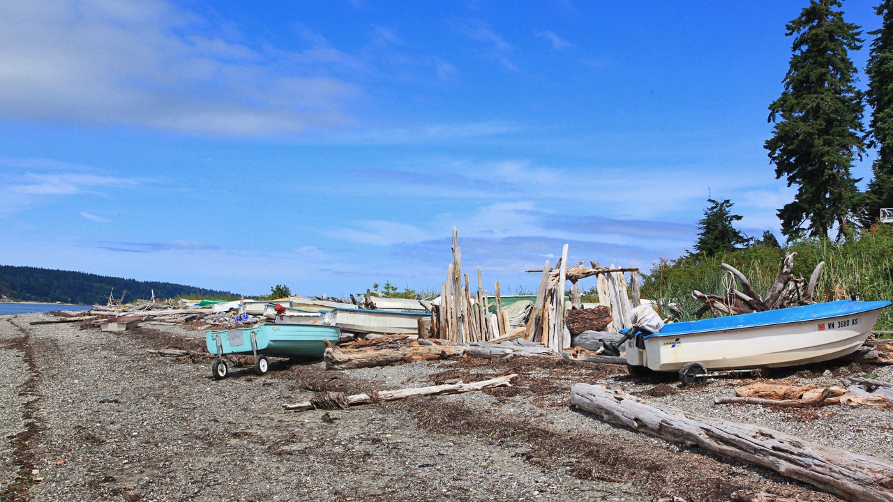 Photo of Others in Freeland