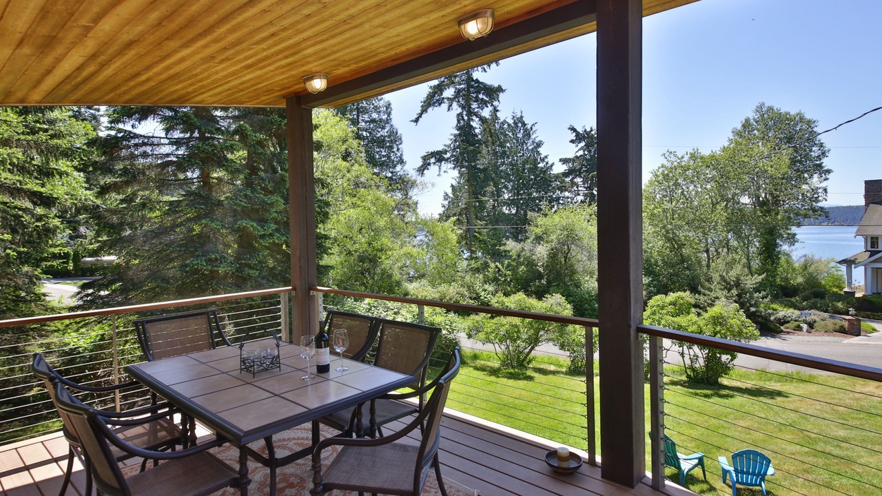 Photo of Others in Freeland