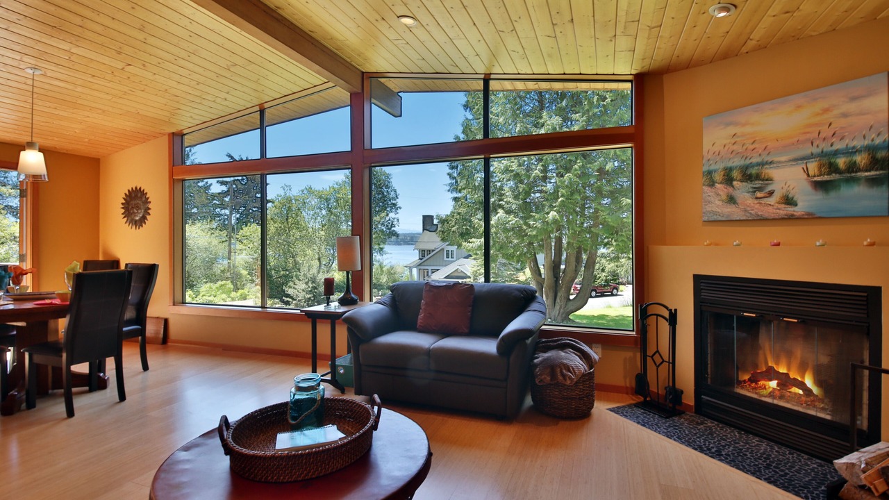 Photo of Bedroom in Freeland