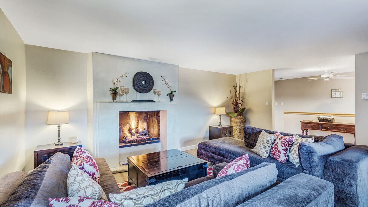 Photo of Livingroom in Glenwood Springs