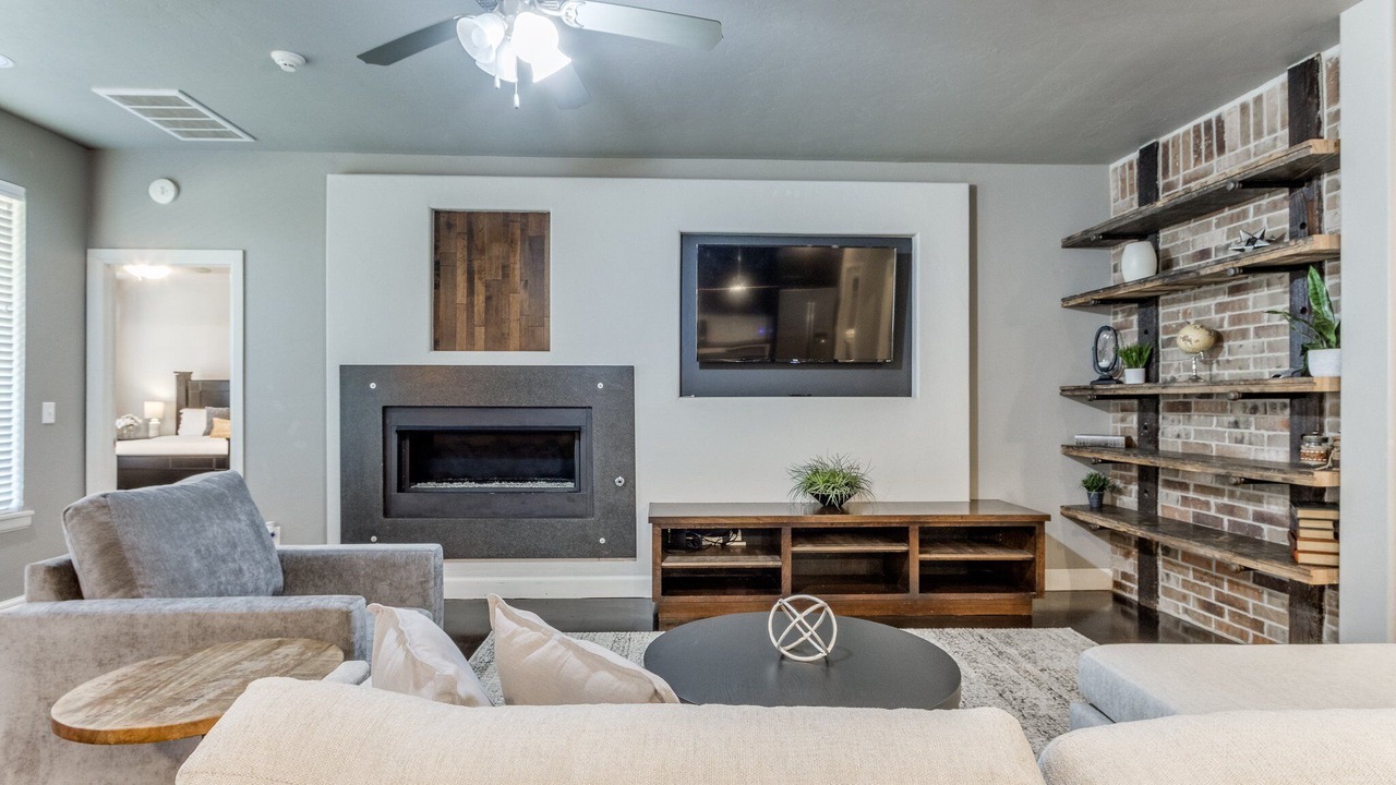 Photo of Livingroom in Edmond