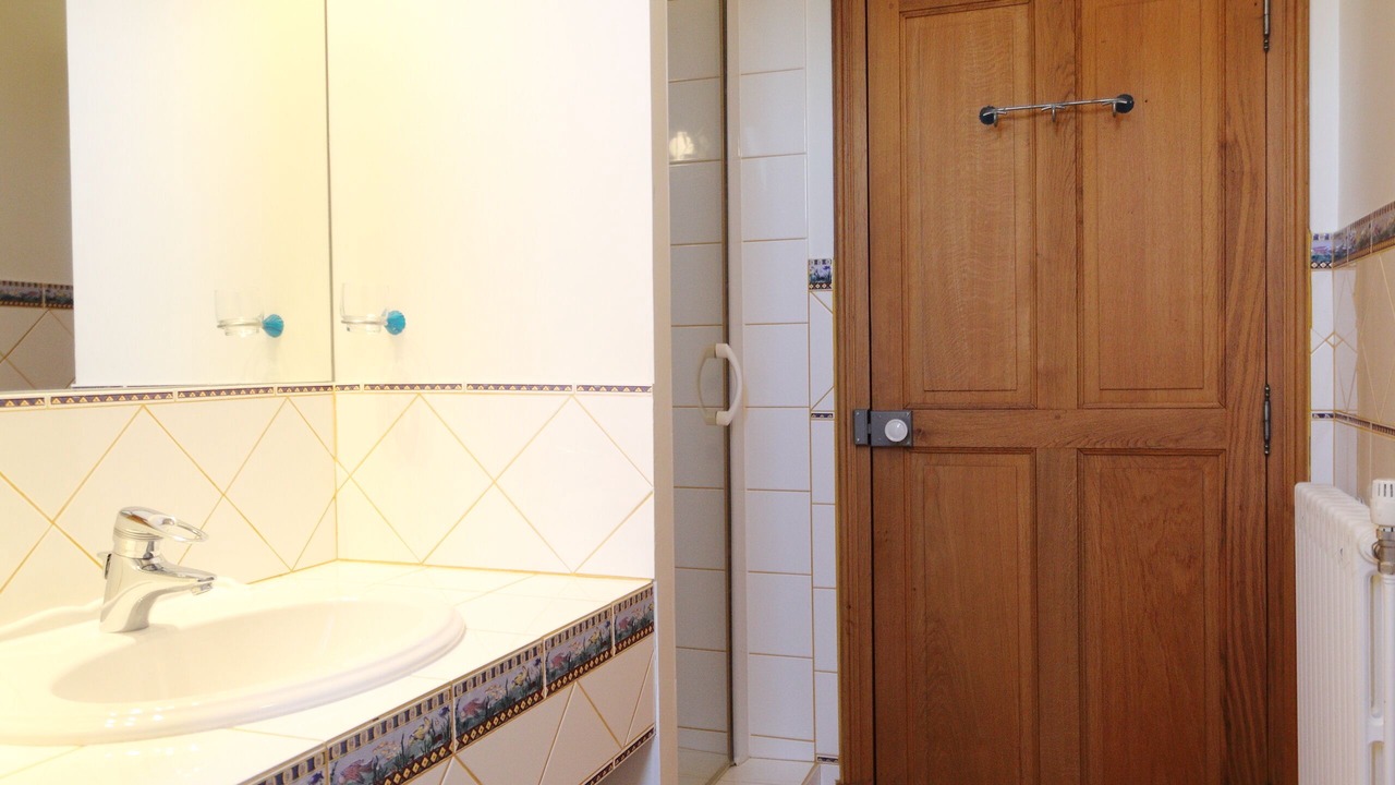 Photo of Bathroom in Noyant-de-Touraine