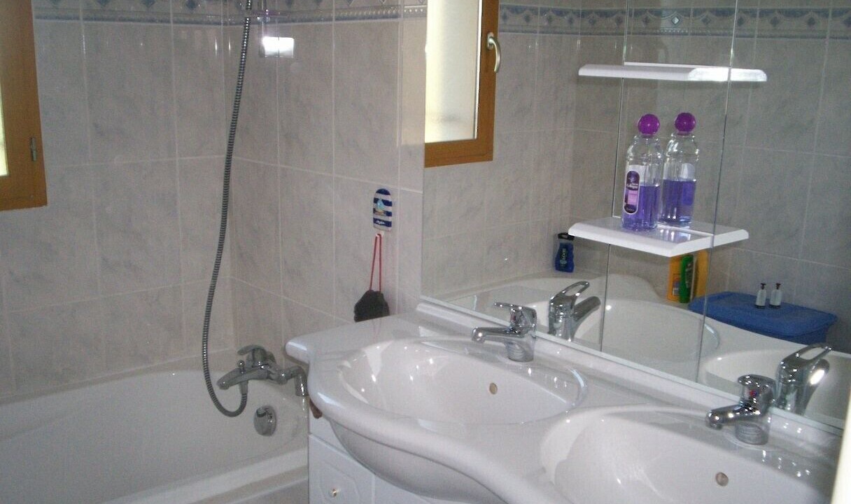 Photo of Bathroom in Loire - Vignobles et Nohain