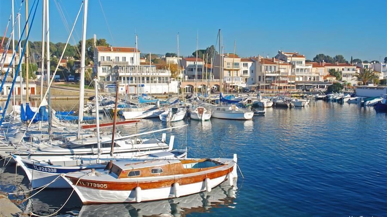 Photo of Others in Saint-Cyr-sur-Mer