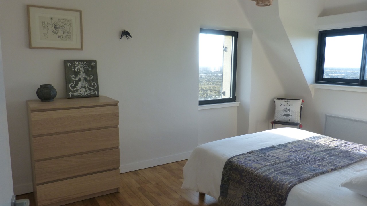 Photo of Bedroom in Penmarch