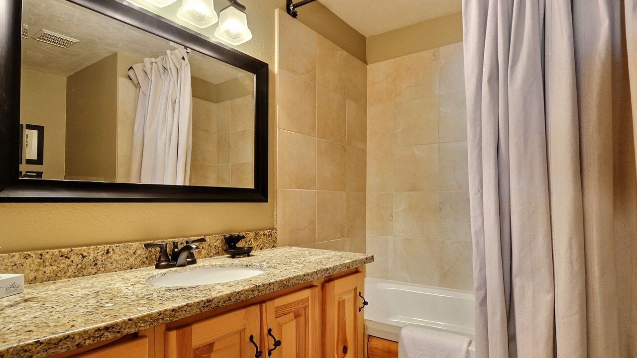 Photo of Bathroom in Deer Valley