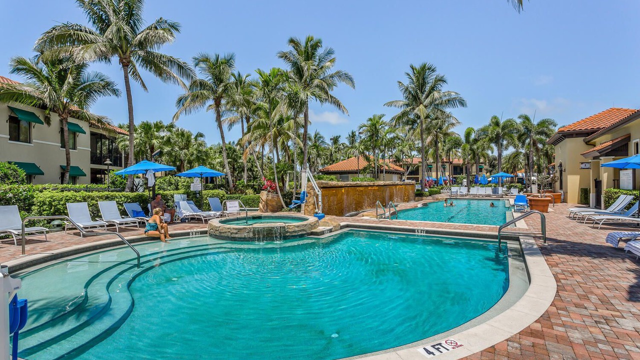 Photo of Outdoor in Naples