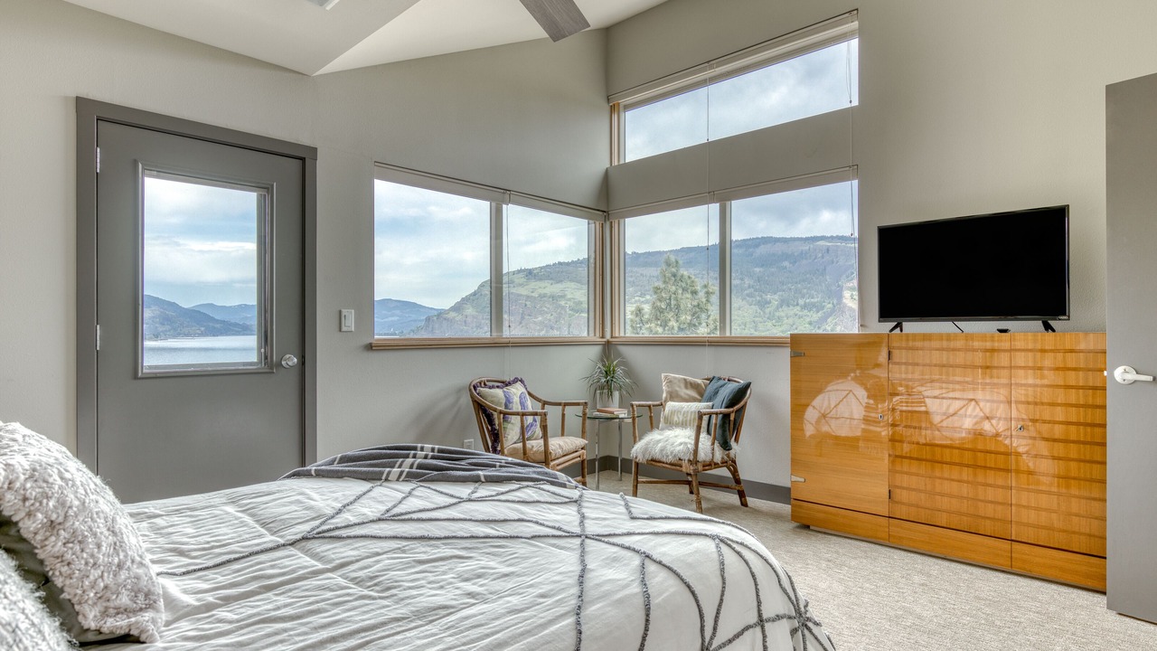 Photo of Bedroom in Mosier
