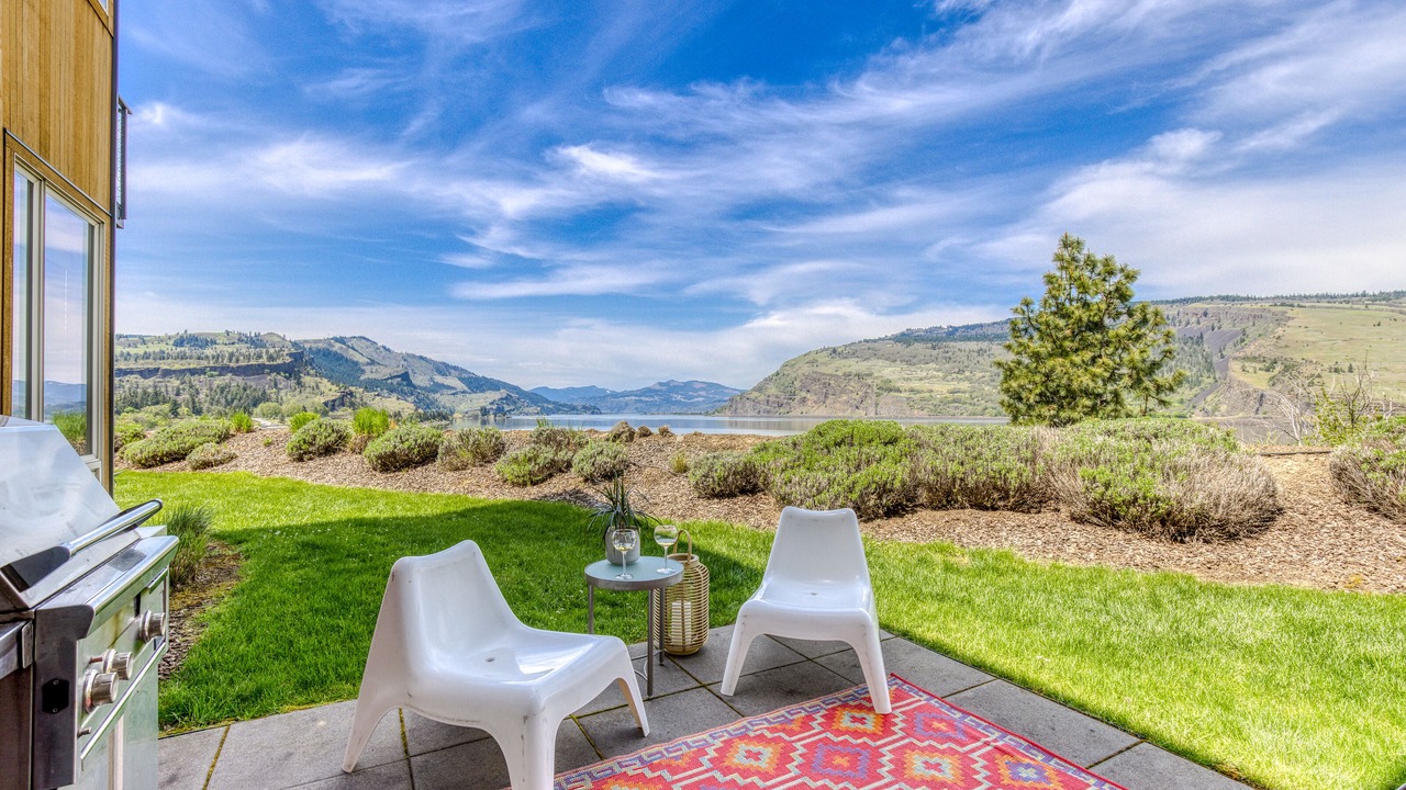 Photo of Patio Balcony in Mosier