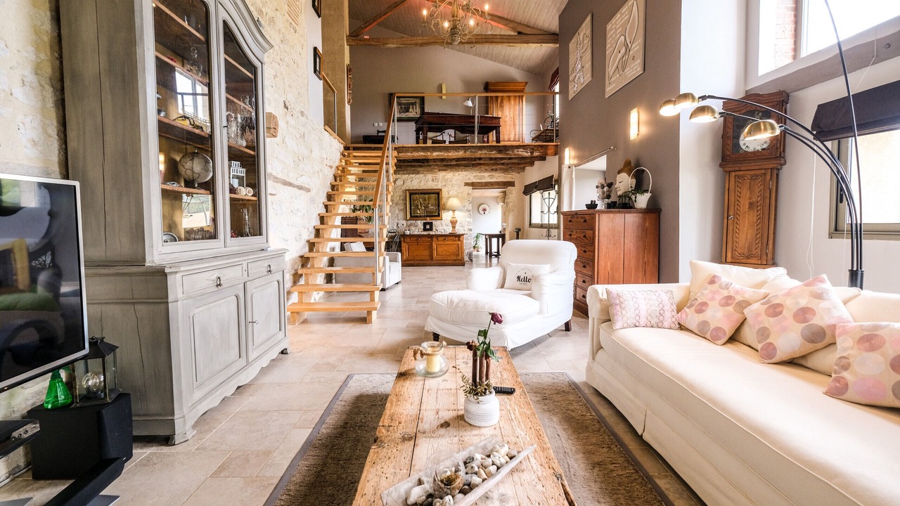 Photo of Livingroom in Castelnau-de-Montmiral