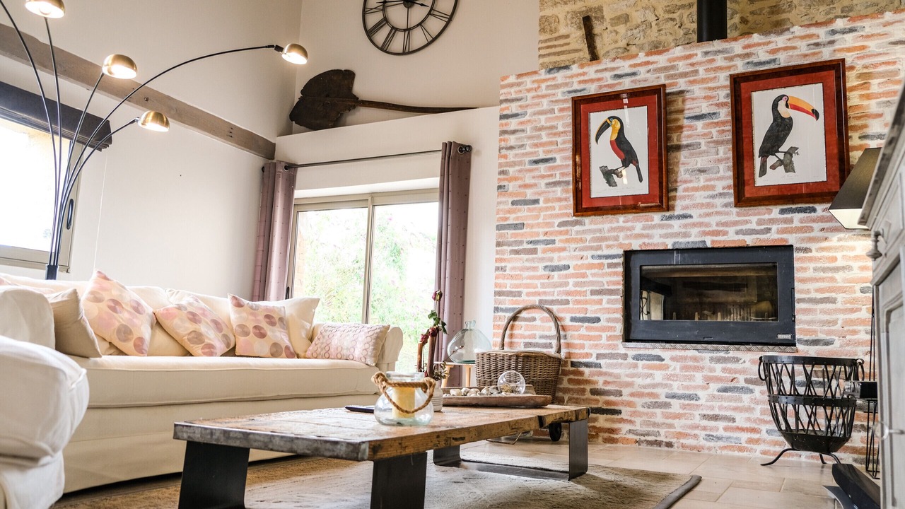 Photo of Livingroom in Castelnau-de-Montmiral