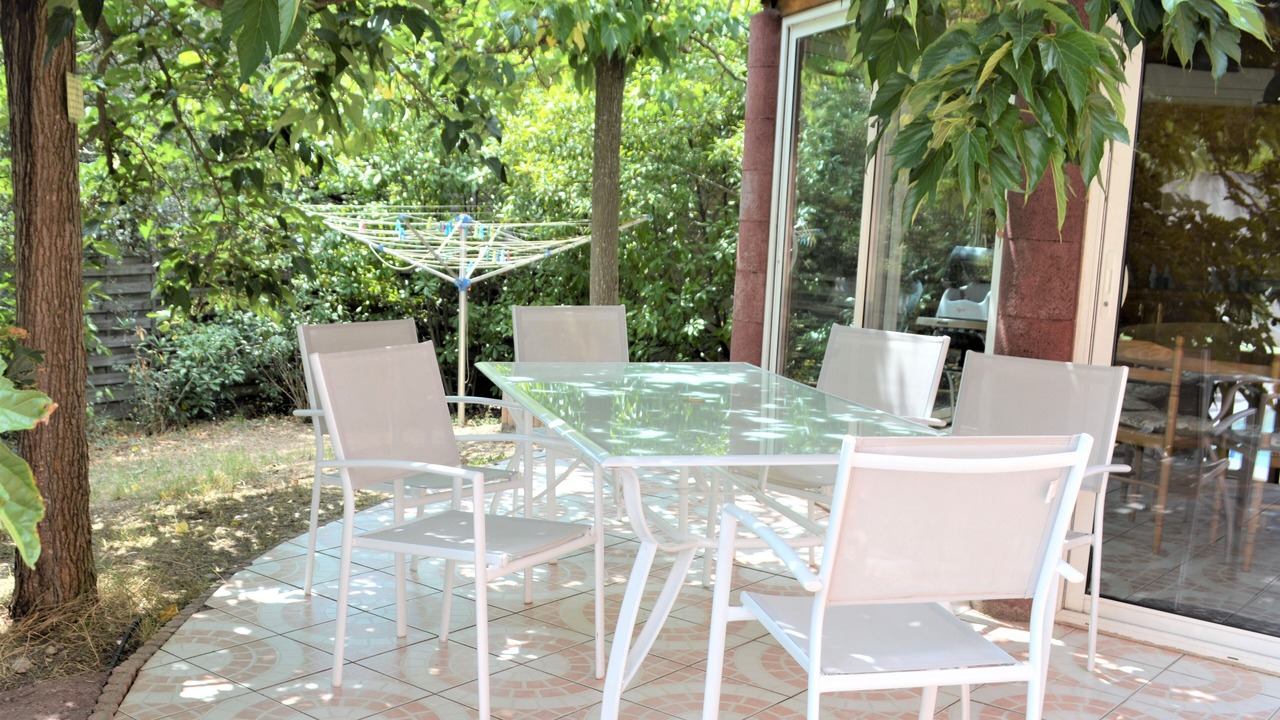 Photo of Outdoor in Saint-Clement