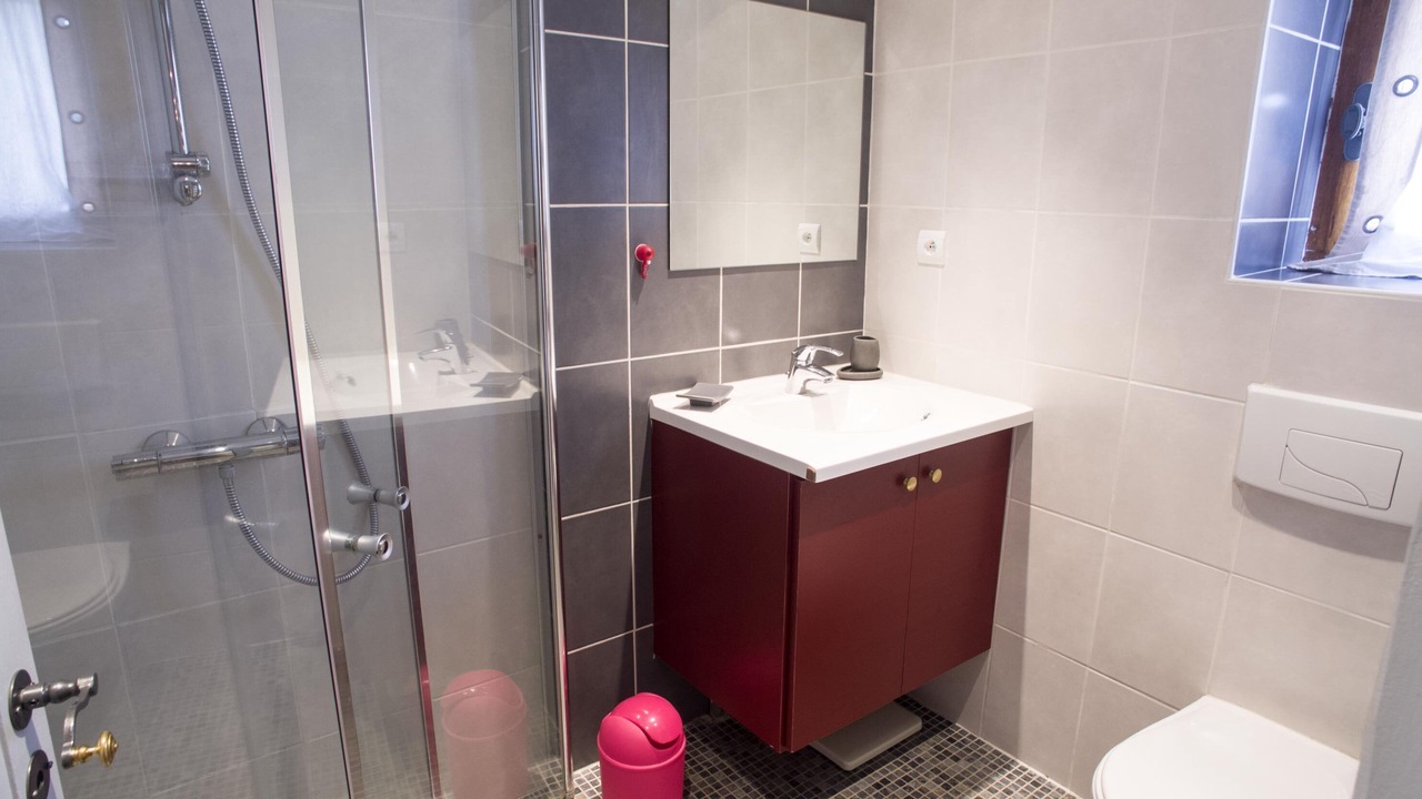 Photo of Bathroom in Sainte-Cecile-du-Cayrou