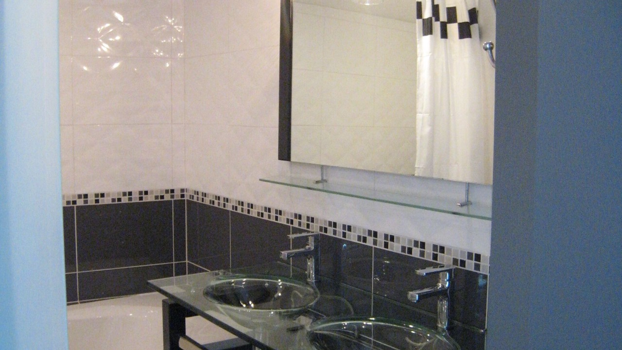 Photo of Bathroom in Saint-Jean-de-Minervois