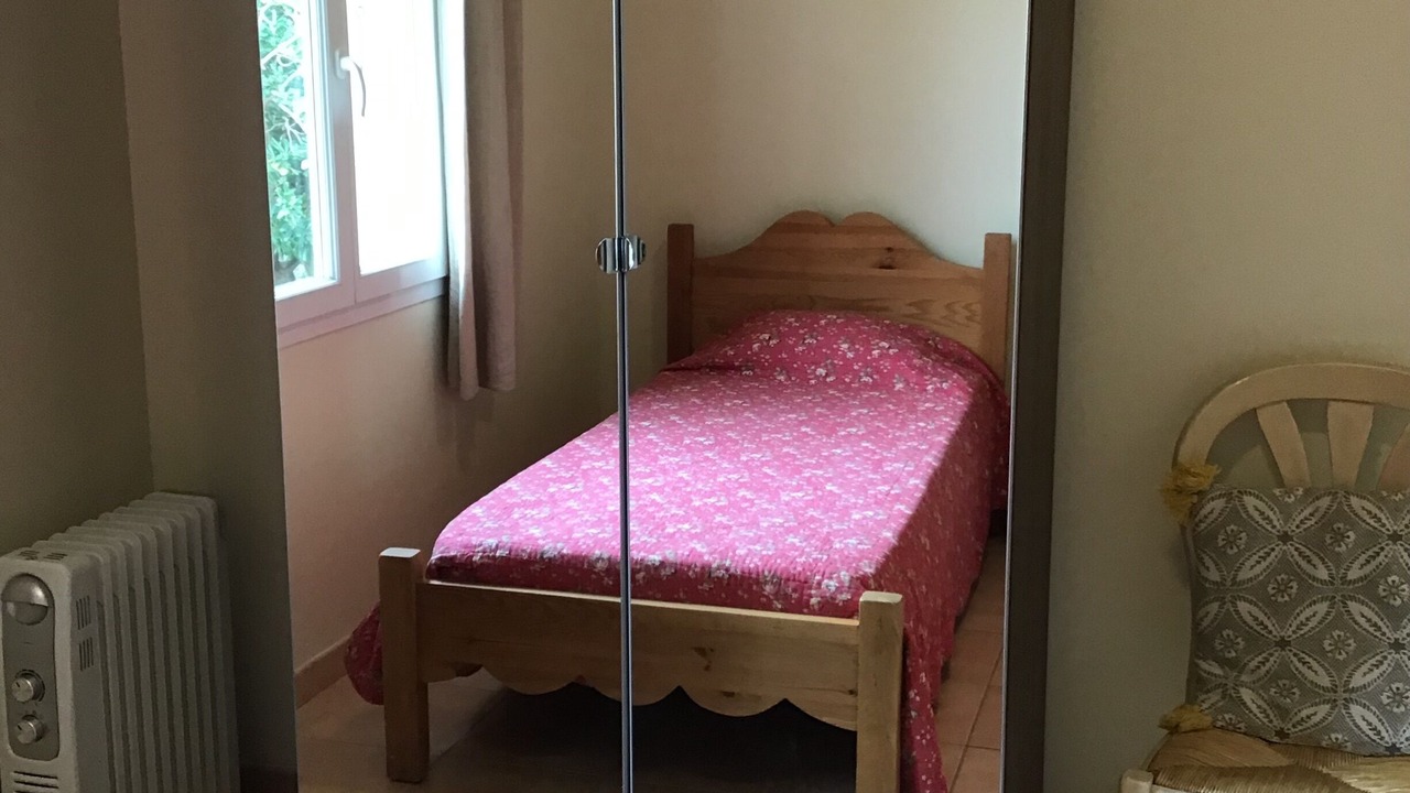 Photo of Bedroom in Lamanon