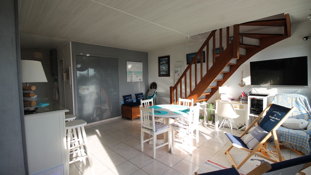 Photo of Others in Bernieres-sur-Mer