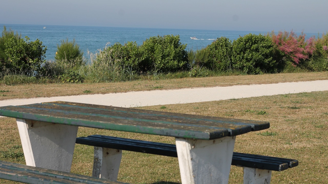 Photo of Outdoor in Bernieres-sur-Mer