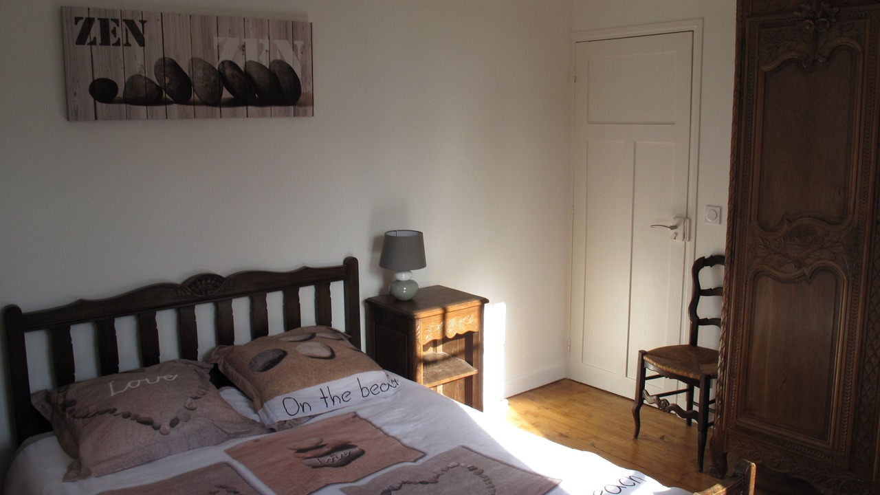 Photo of Bedroom in Merville-Franceville-Plage