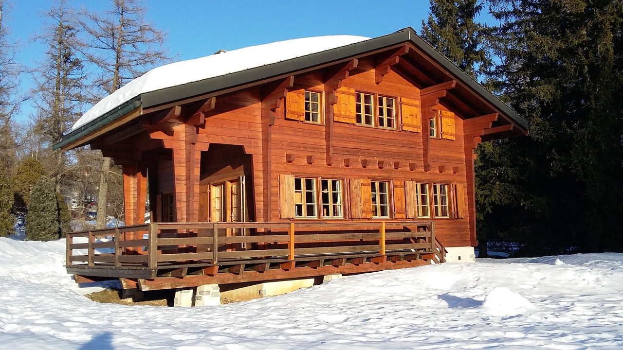 Photo of Outdoor in Lens